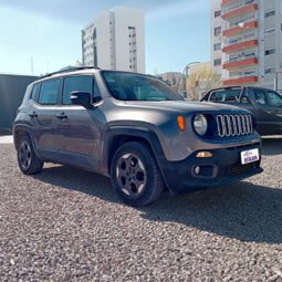 RENEGADE – SPORT 1.8 2017 lleno