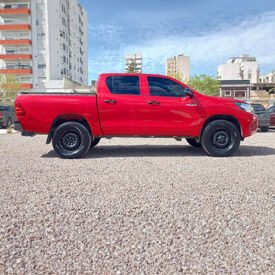 HILUX – 4X2 DX 2.4 2018