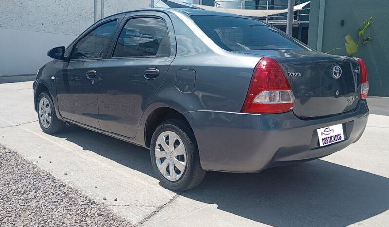 ETIOS – XS 1.5 4 PUERTAS – 2014 lleno