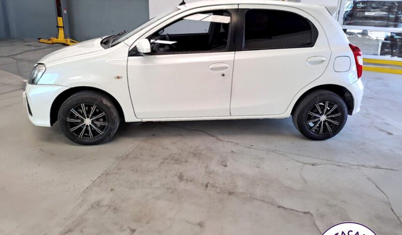 ETIOS XS 1.5 5 PUERTAS – 2018 lleno
