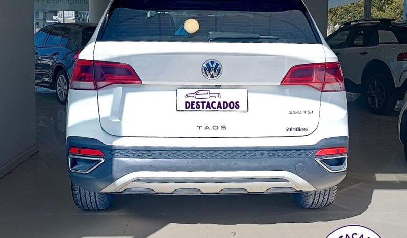 TAOS HIGHLINE 250 TSI AT – 2022 lleno