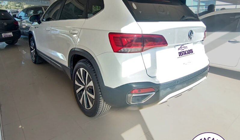 TAOS HIGHLINE 250 TSI AT – 2022 lleno
