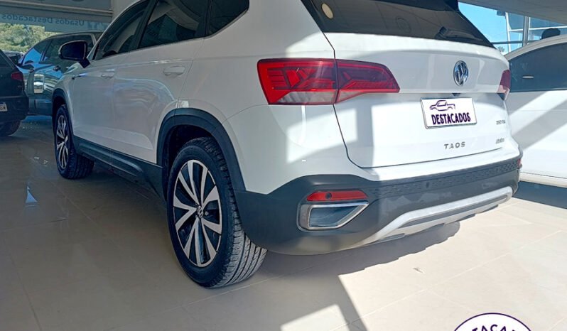 TAOS HIGHLINE 250 TSI AT – 2022 lleno
