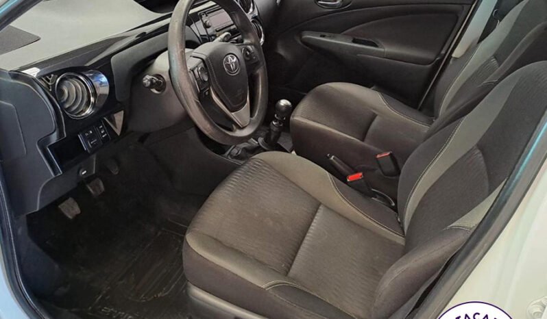 ETIOS XS 1.5 5 PUERTAS – 2018 lleno