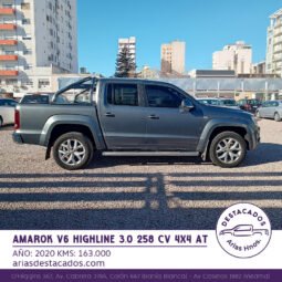 AMAROK V6 HIGHLINE 3.0  258 CV 4X4 AT – 2020 lleno
