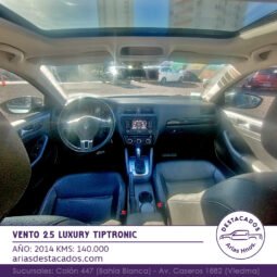 VENTO LUXURY 2.5 TIPTRONIC 2014 lleno