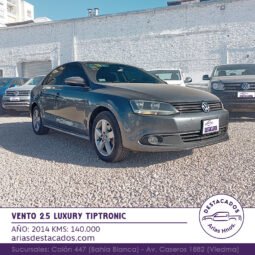 VENTO LUXURY 2.5 TIPTRONIC 2014 lleno