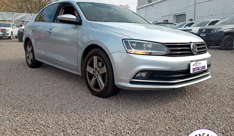 VENTO 2.5 AT – 2016 lleno