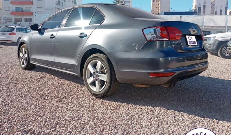 VENTO LUXURY 2.5 TIPTRONIC 2014 lleno