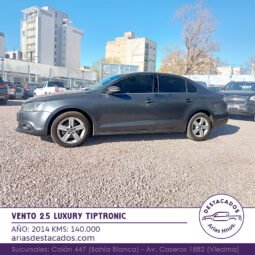 VENTO LUXURY 2.5 TIPTRONIC 2014 lleno