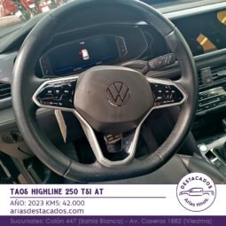 TAOS HIGHLINE 250 TSI AT – 2023 lleno