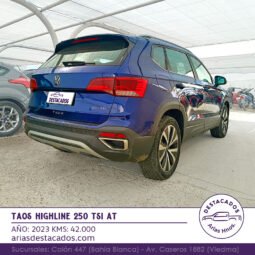 TAOS HIGHLINE 250 TSI AT – 2023 lleno