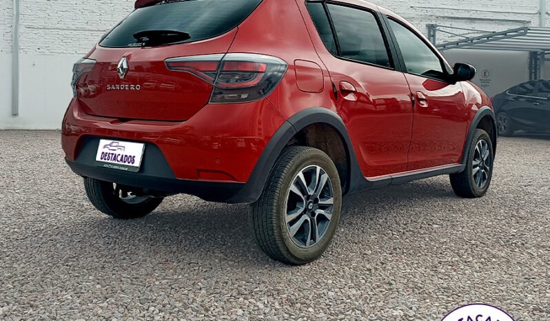 SANDERO INTENS 1.6 CVT – 2024 lleno