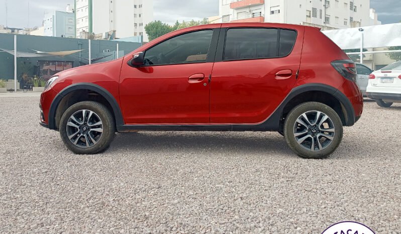 SANDERO INTENS 1.6 CVT – 2024 lleno