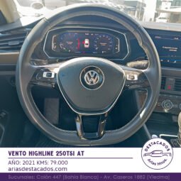 VENTO HIGHLINE 250 TSI AT – 2021 lleno