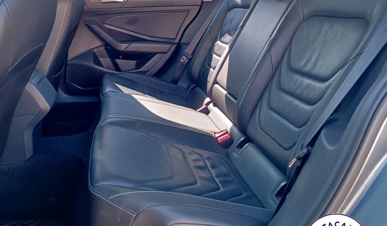 VENTO HIGHLINE 250 TSI AT – 2020 lleno