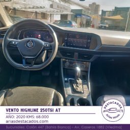 VENTO HIGHLINE 250 TSI AT – 2020 lleno