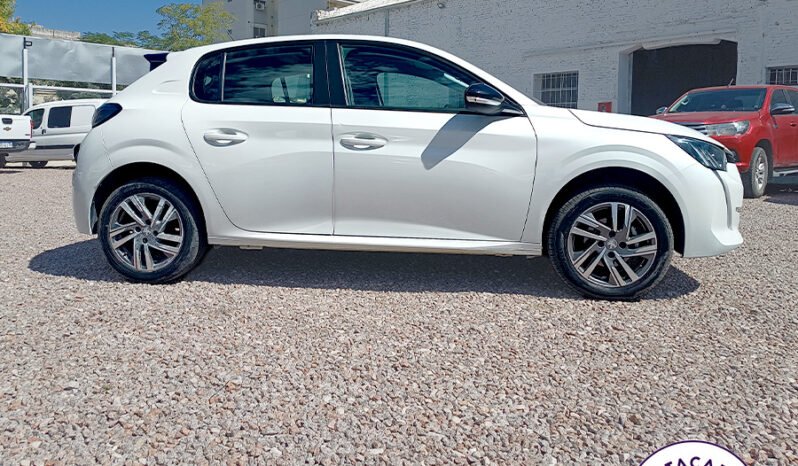 208 FELINE 1.6 TIP – 2022 lleno