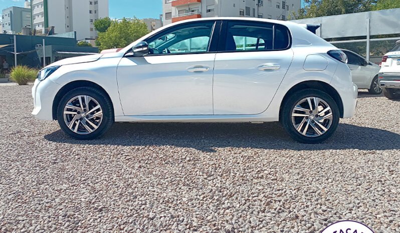 208 FELINE 1.6 TIP – 2022 lleno