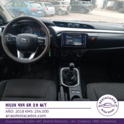 HILUX * 4X4 SR 2.8 MT – 2018 lleno