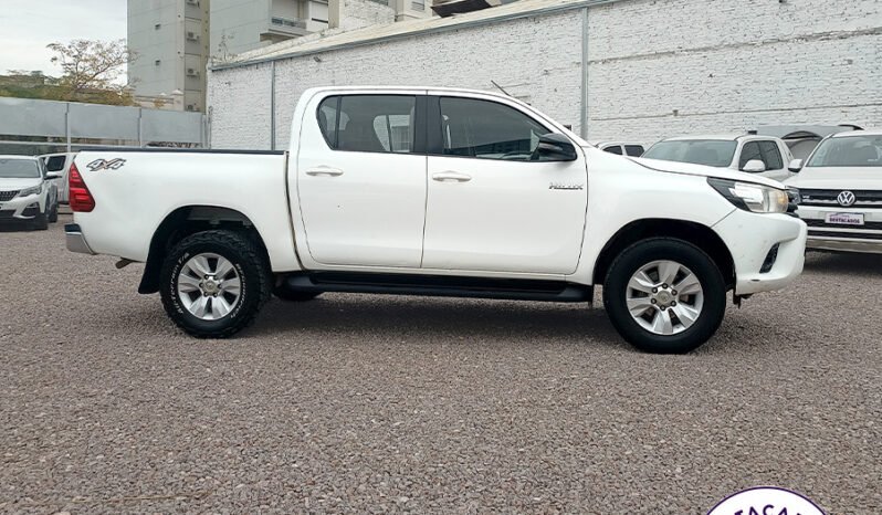 HILUX * 4X4 SR 2.8 MT – 2018 lleno