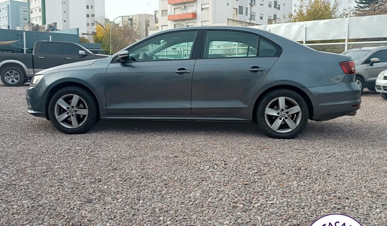 VENTO COMFORTLINE 1.4 MT – 2017 lleno