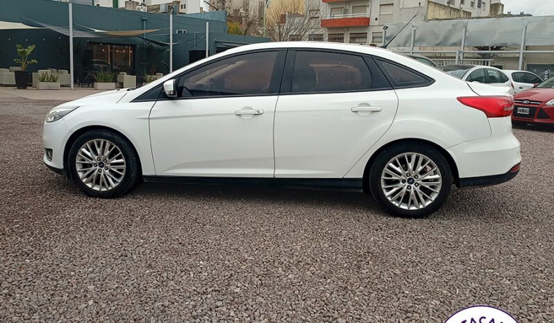 FOCUS SE PLUS 2.0 AT 4 PUERTAS – 2017 lleno