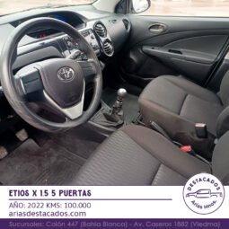 ETIOS X 1.5 5 PUERTAS – 2022 lleno