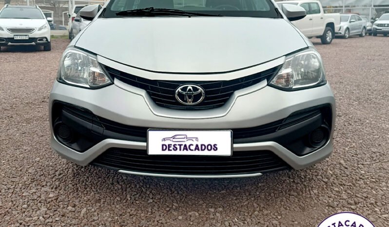 ETIOS X 1.5 5 PUERTAS – 2022 lleno