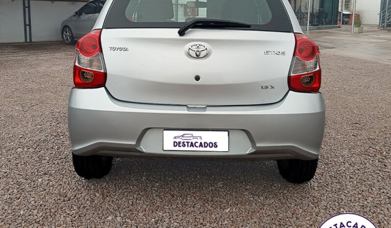 ETIOS X 1.5 5 PUERTAS – 2022 lleno