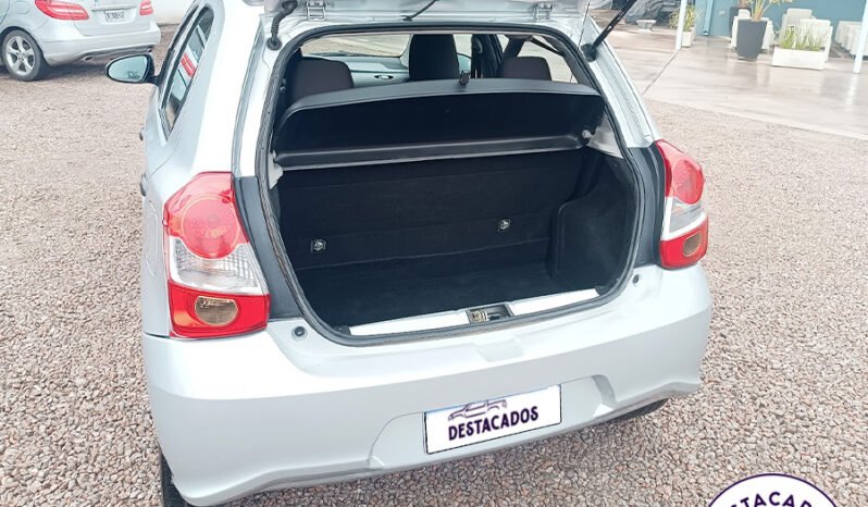 ETIOS X 1.5 5 PUERTAS – 2022 lleno