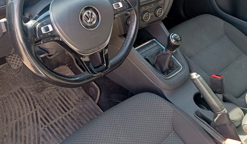 VENTO COMFORTLINE 1.4 MT – 2017 lleno