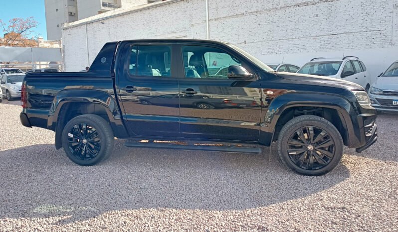 AMAROK V6 4X4 BLACK STYLE 3.0 258cv AT – 2024 lleno