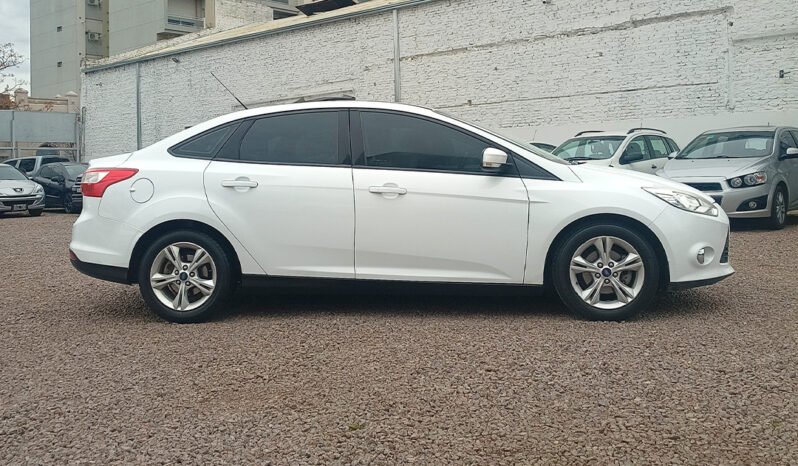 FOCUS SE 2.0 MT – 2013 lleno