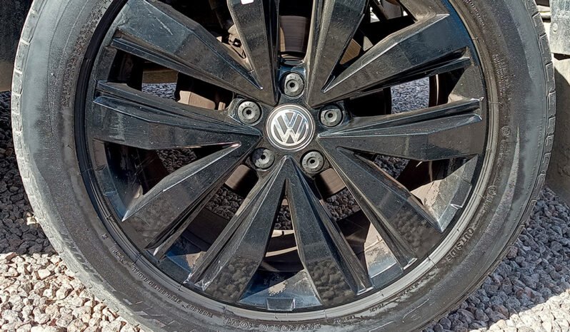 AMAROK V6 4X4 BLACK STYLE 3.0 258cv AT – 2024 lleno