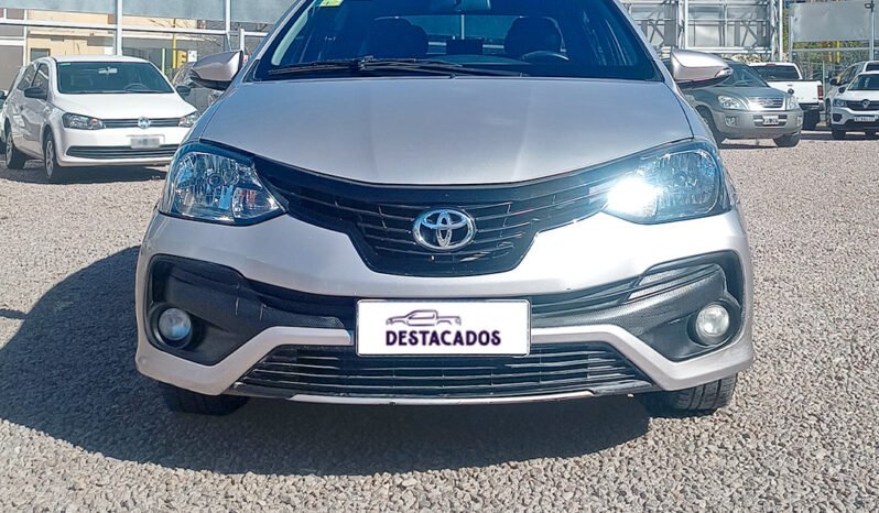 ETIOS XLS 1.5 6MT 4 PUERTAS lleno