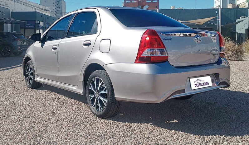 ETIOS XLS 1.5 6MT 4 PUERTAS lleno